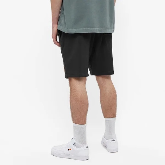 Nike SB Fleece Graphic Skate Shorts - Picture 2 of 12